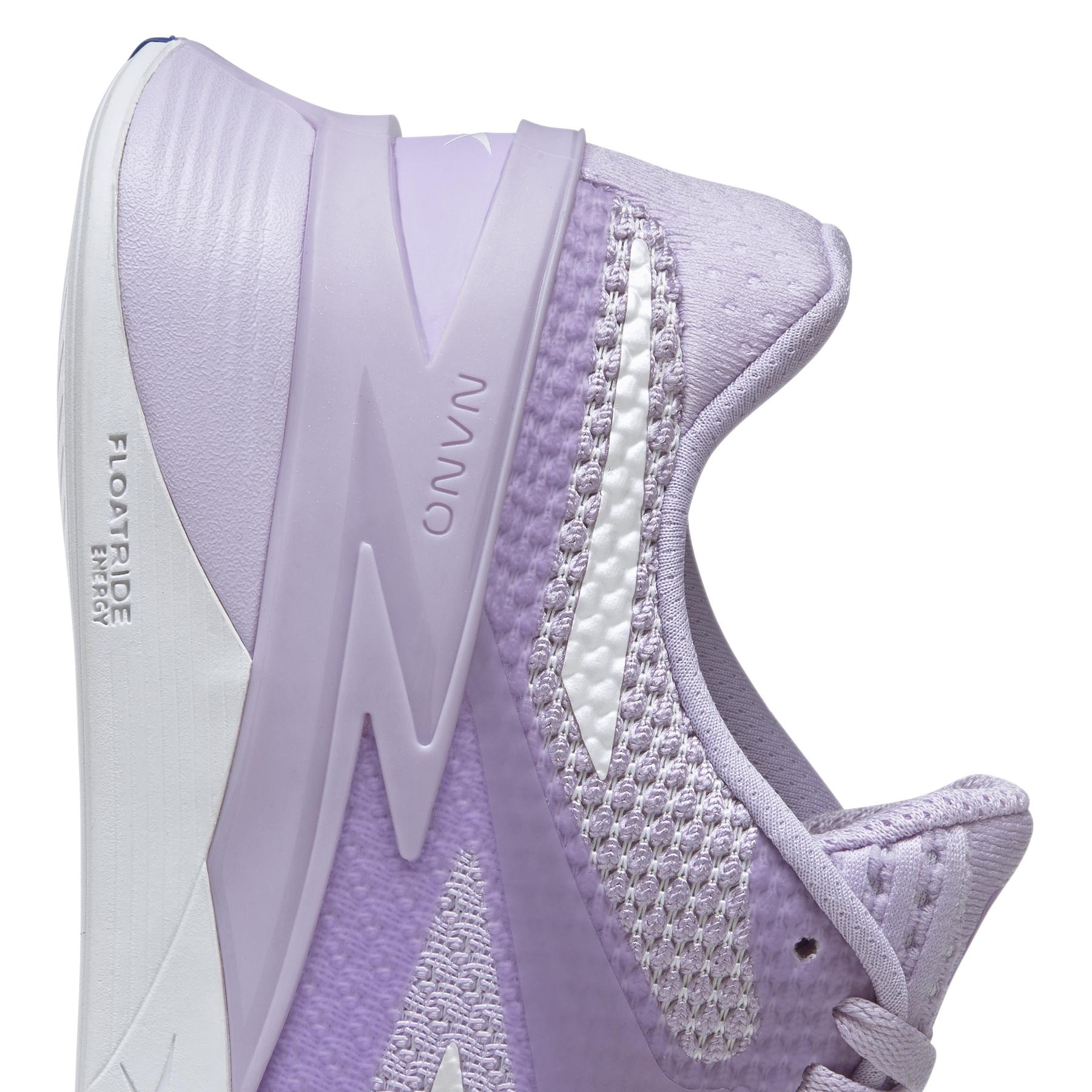 product/r/e/reebok_hp6051_7_footwear_photography_detail_view_1_white_000.jpg