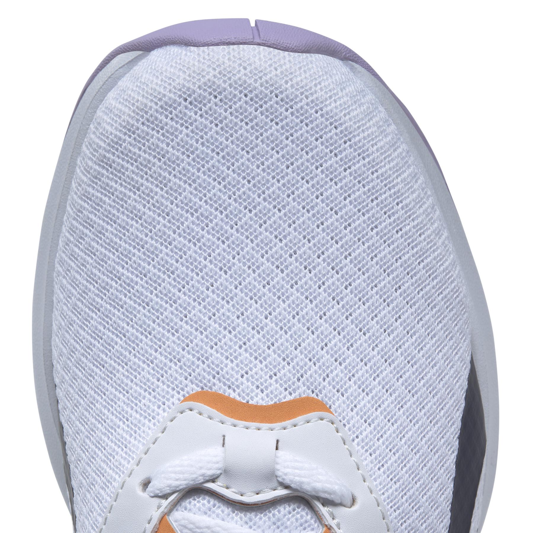 product/r/e/reebok_hp9313_7_footwear_photography_detail_view_1_white_000.jpg
