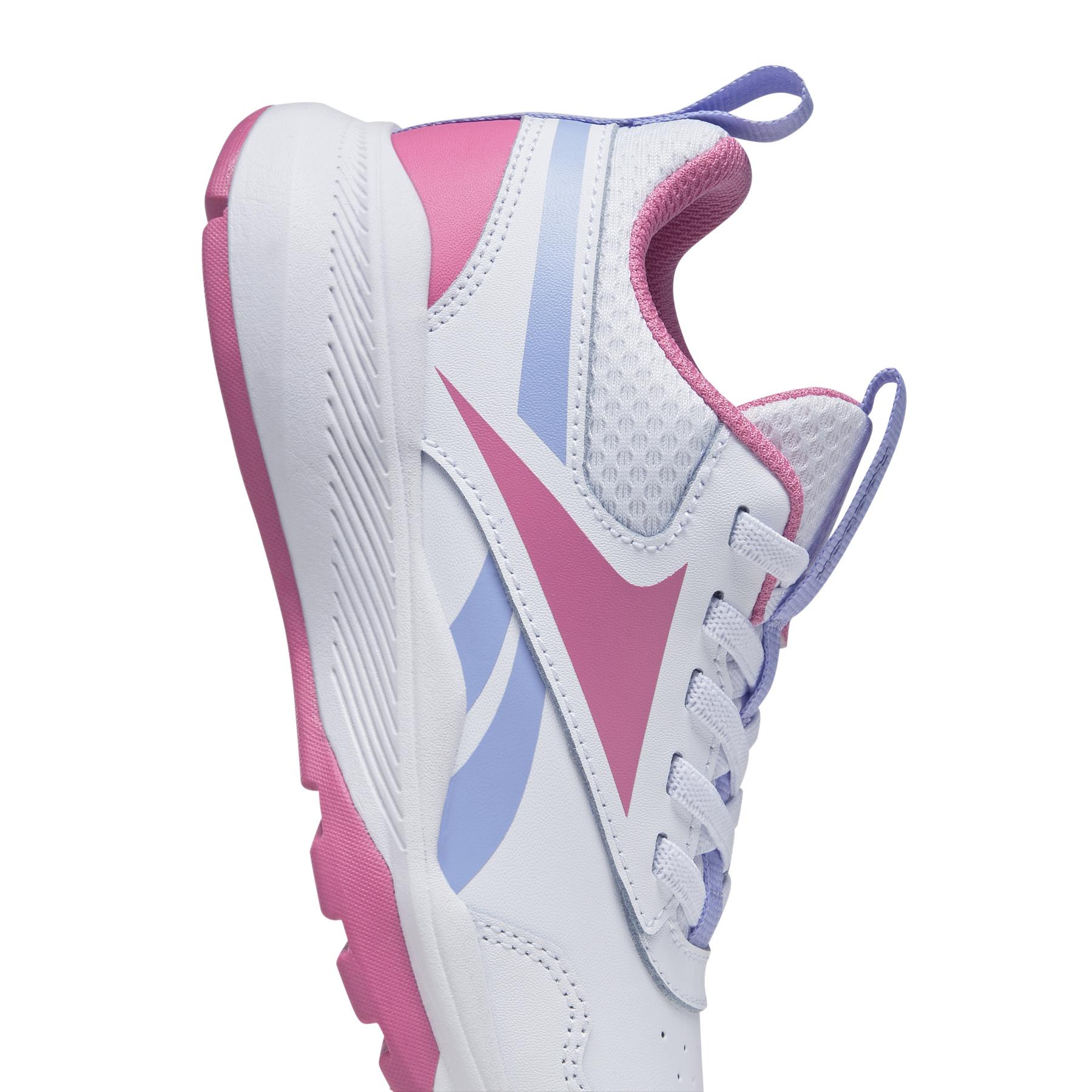 product/r/e/reebok_hq1084_8_footwear_photography_detail_view_2_white_000.jpg