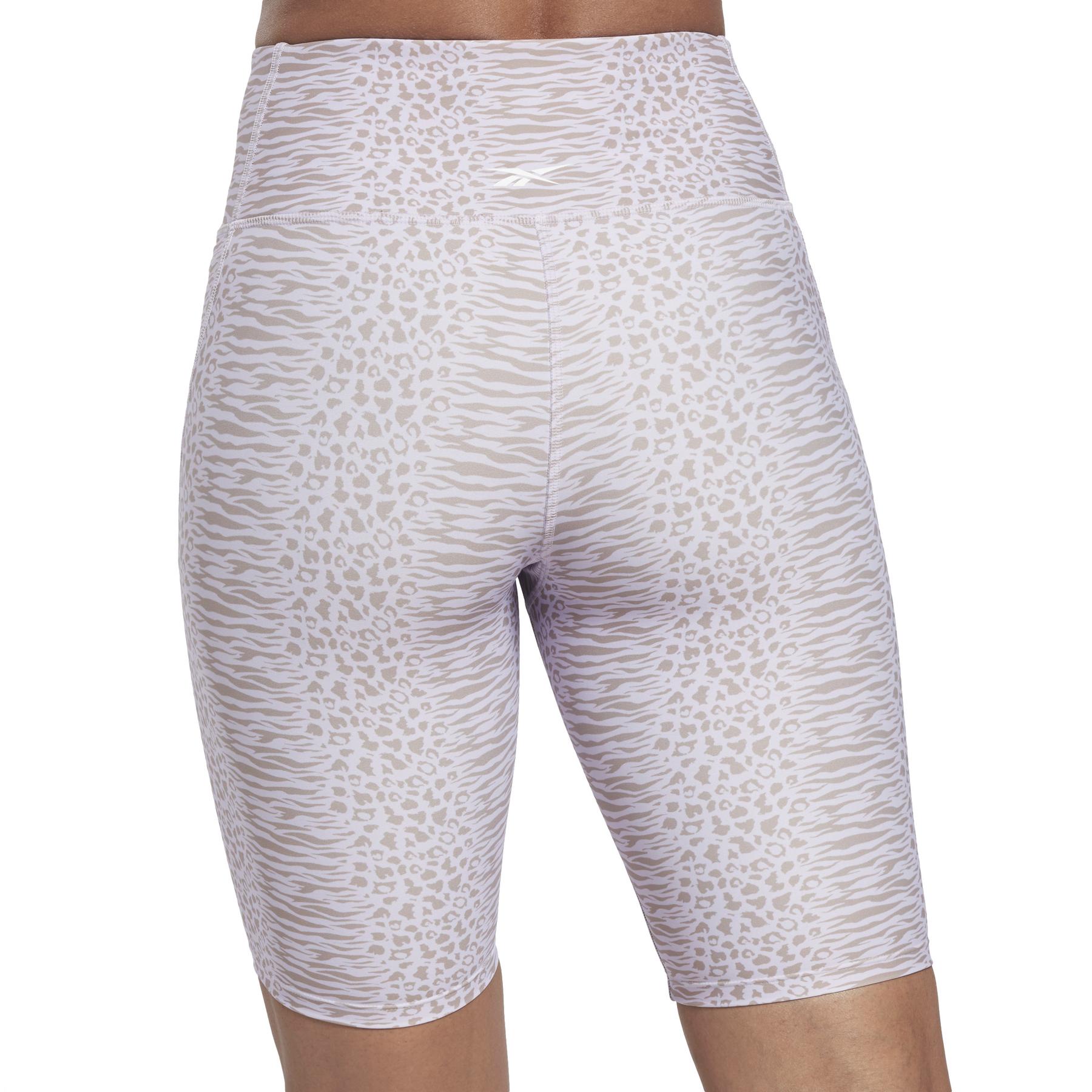 product/r/e/reebok_hs4693_5_apparel_on_model_detail_view_1_white.jpg