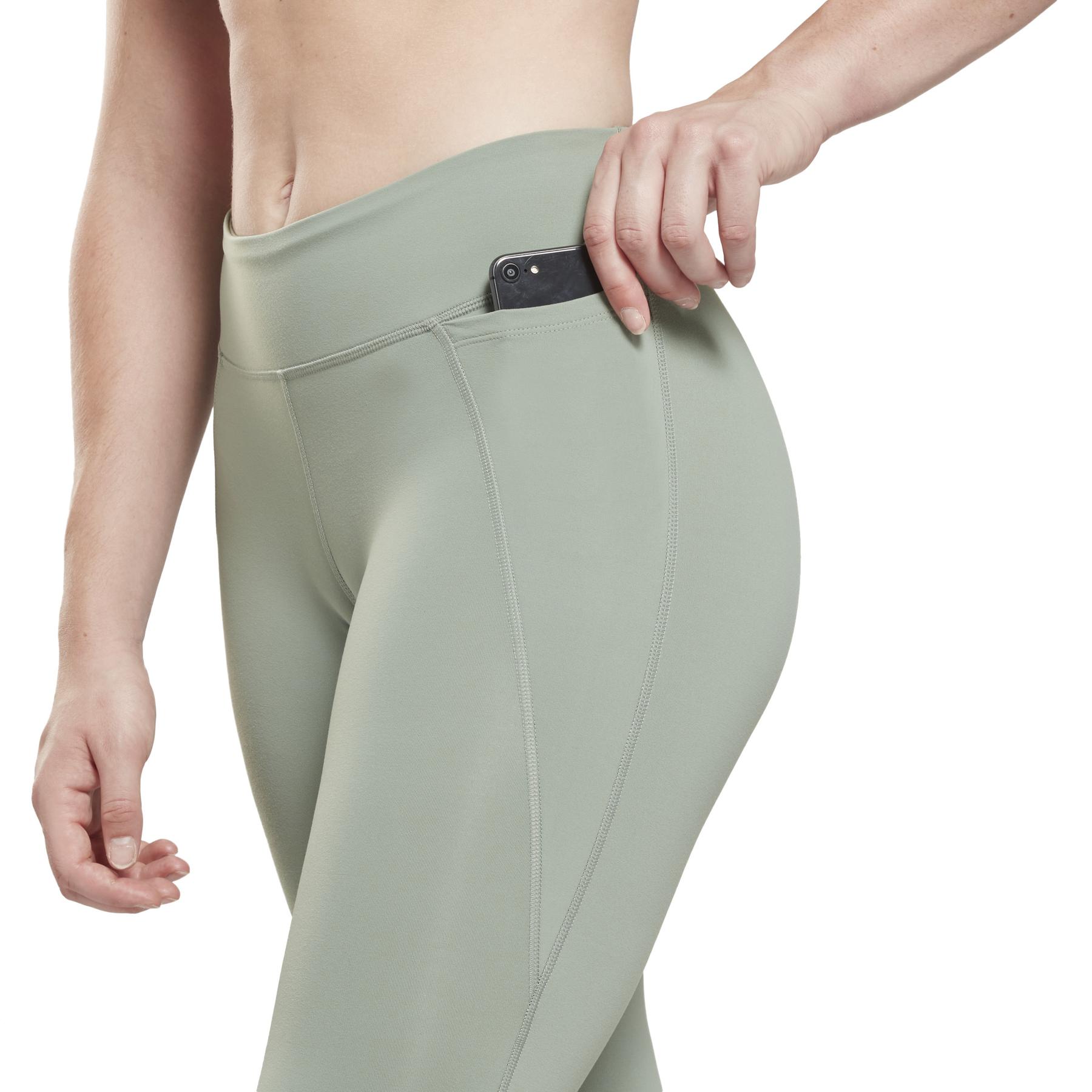 product/r/e/reebok_hs4700_5_apparel_on_model_detail_view_1_white.jpg