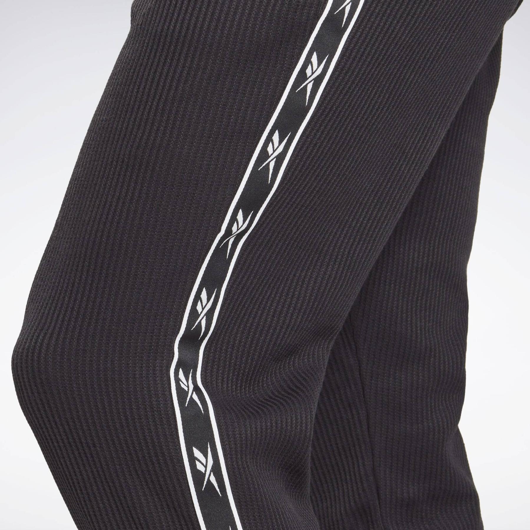 product/r/e/reebok_ib3001_noir_4.jpg