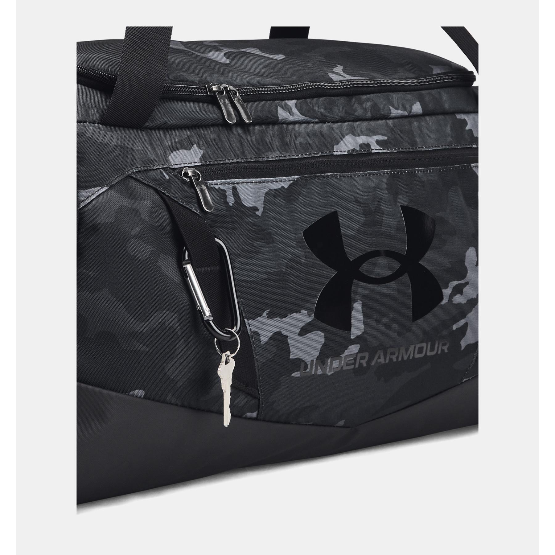 product/u/n/under-armour_1369223-010_black-black-black_3.jpg
