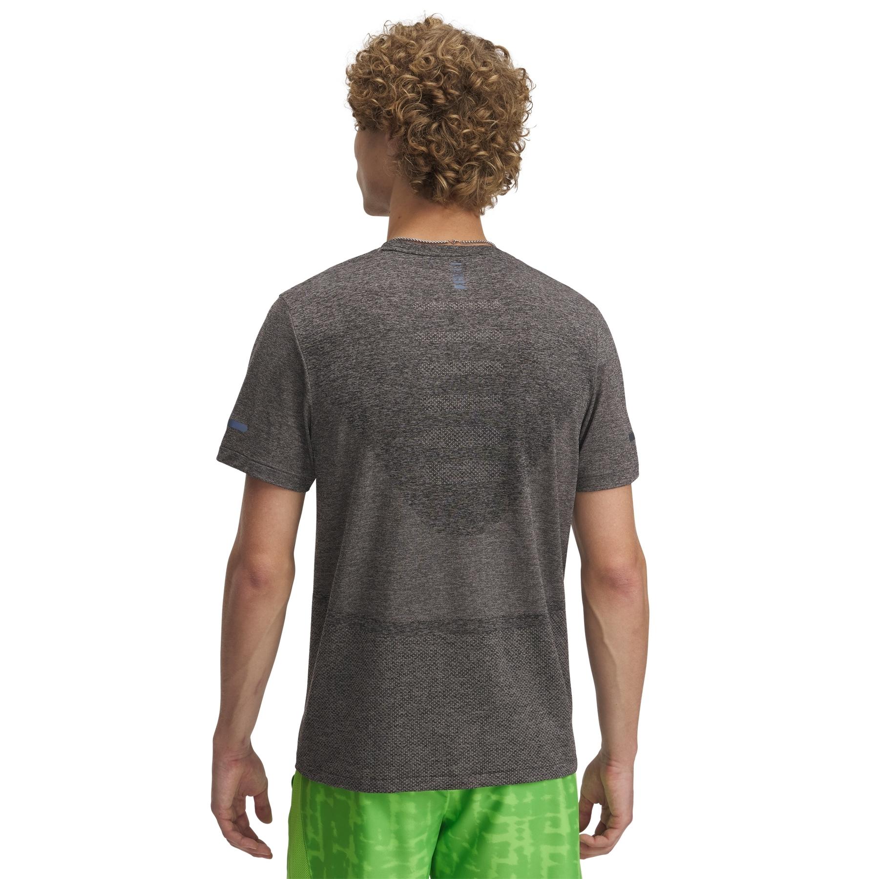 product/u/n/under-armour_1375692-009_1_1.jpg