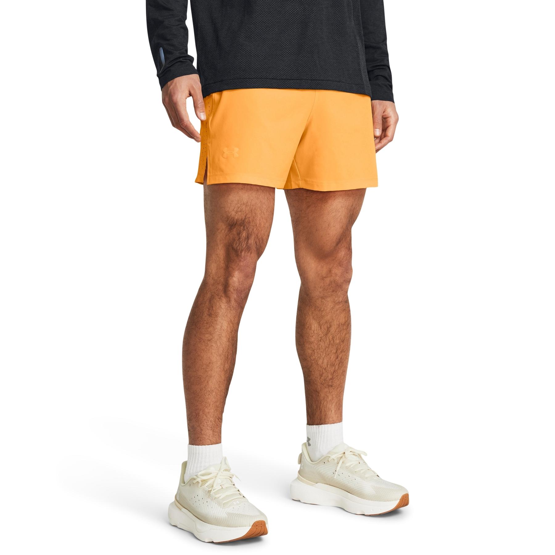 product/u/n/under-armour_1376509-803_0.jpg