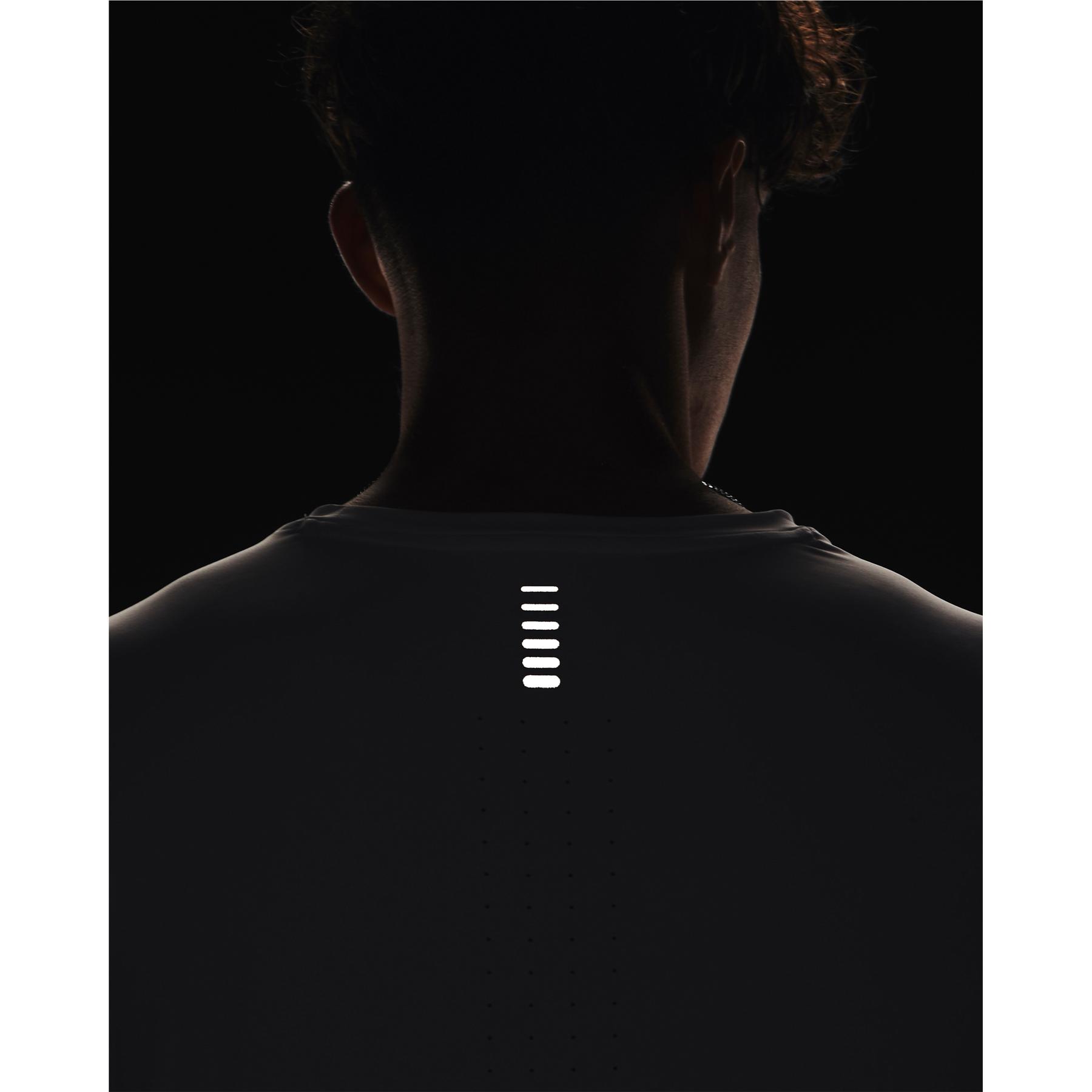 product/u/n/under-armour_1376518-100_18-nw050324.jpg