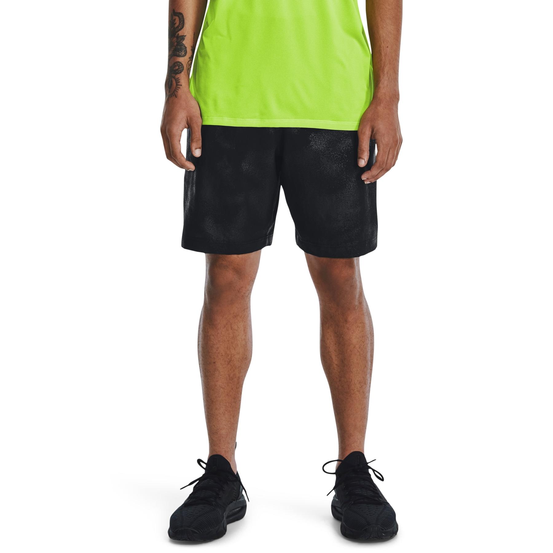 product/u/n/under-armour_1377137-001_01.jpg