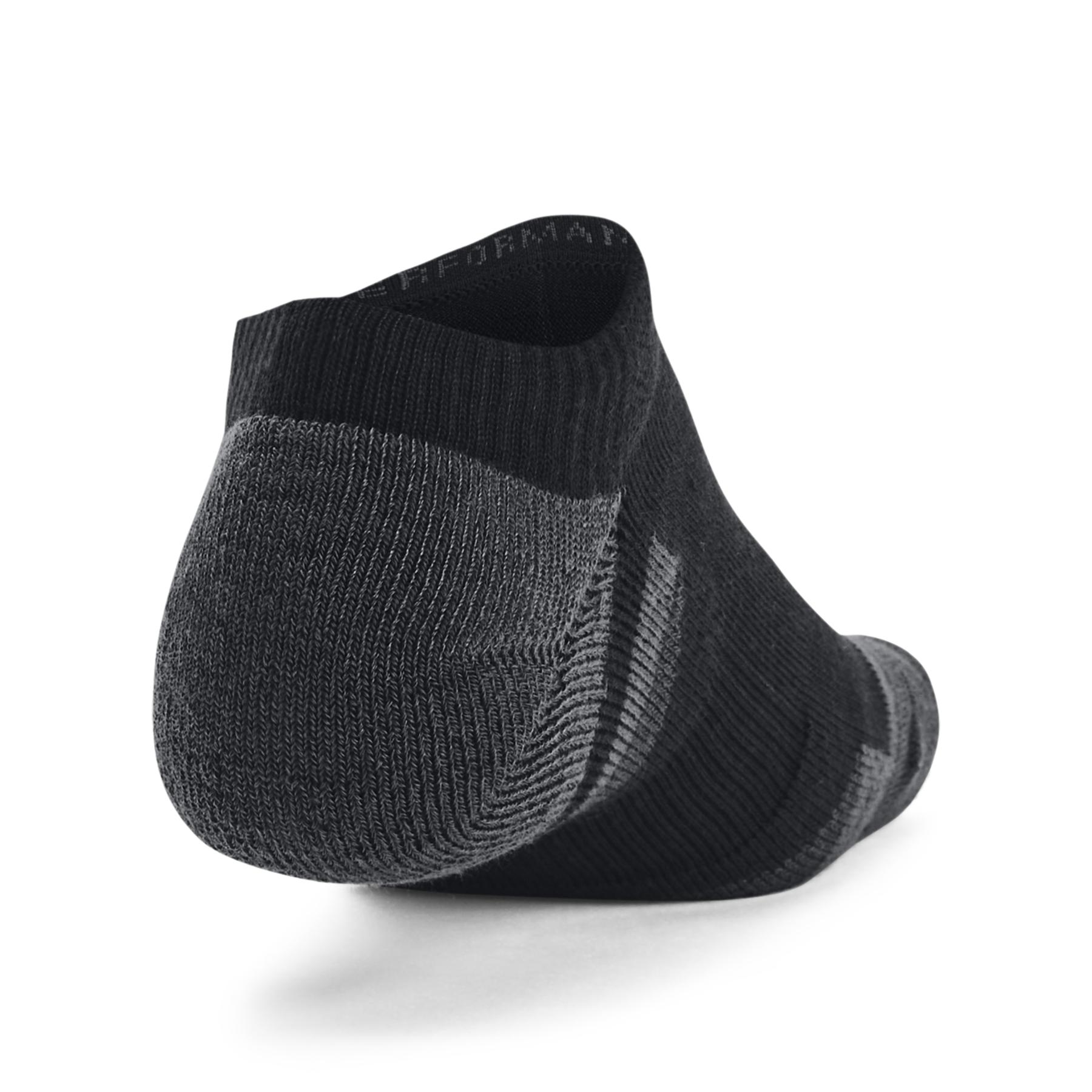 product/u/n/under-armour_1379503-001_11-nw050624.jpg