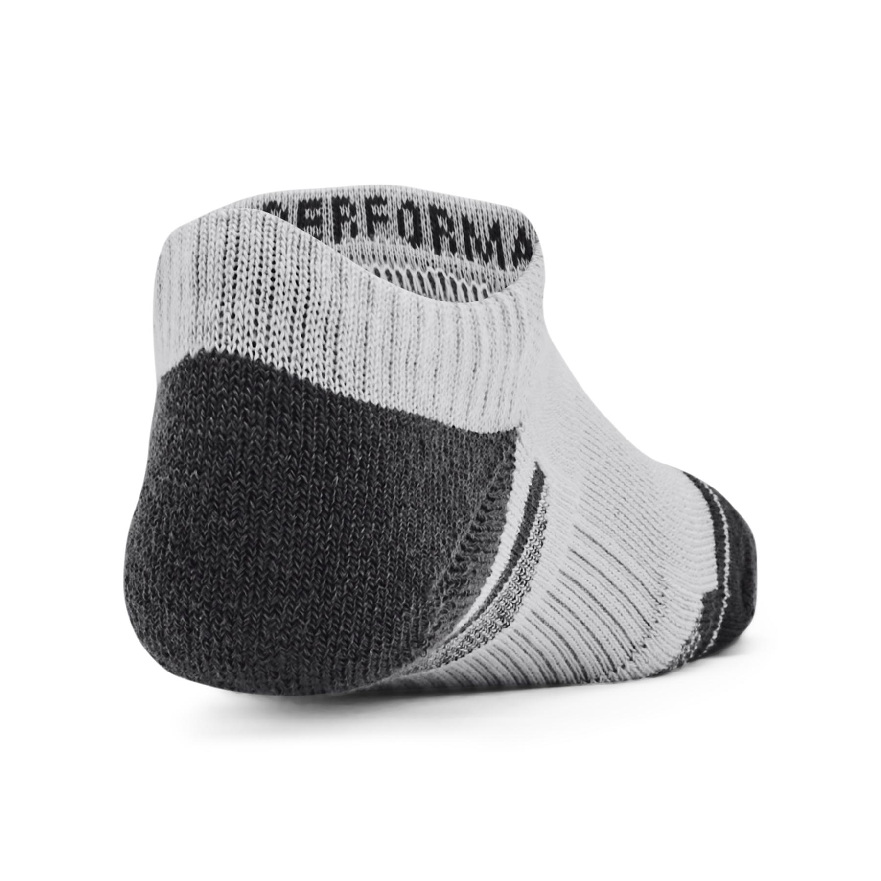 product/u/n/under-armour_1379519-011_3-nw050324.jpg
