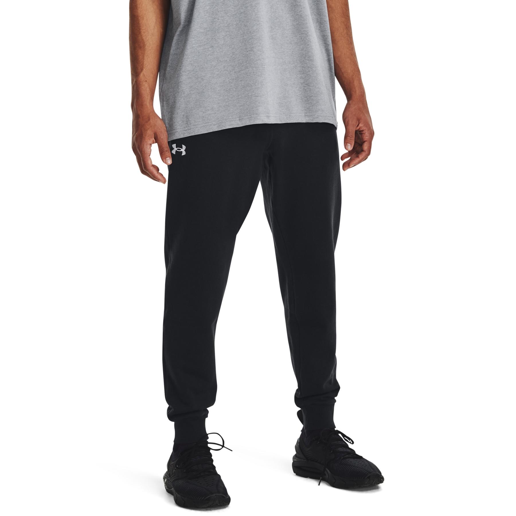 product/u/n/under-armour_1379774-001_0.jpg