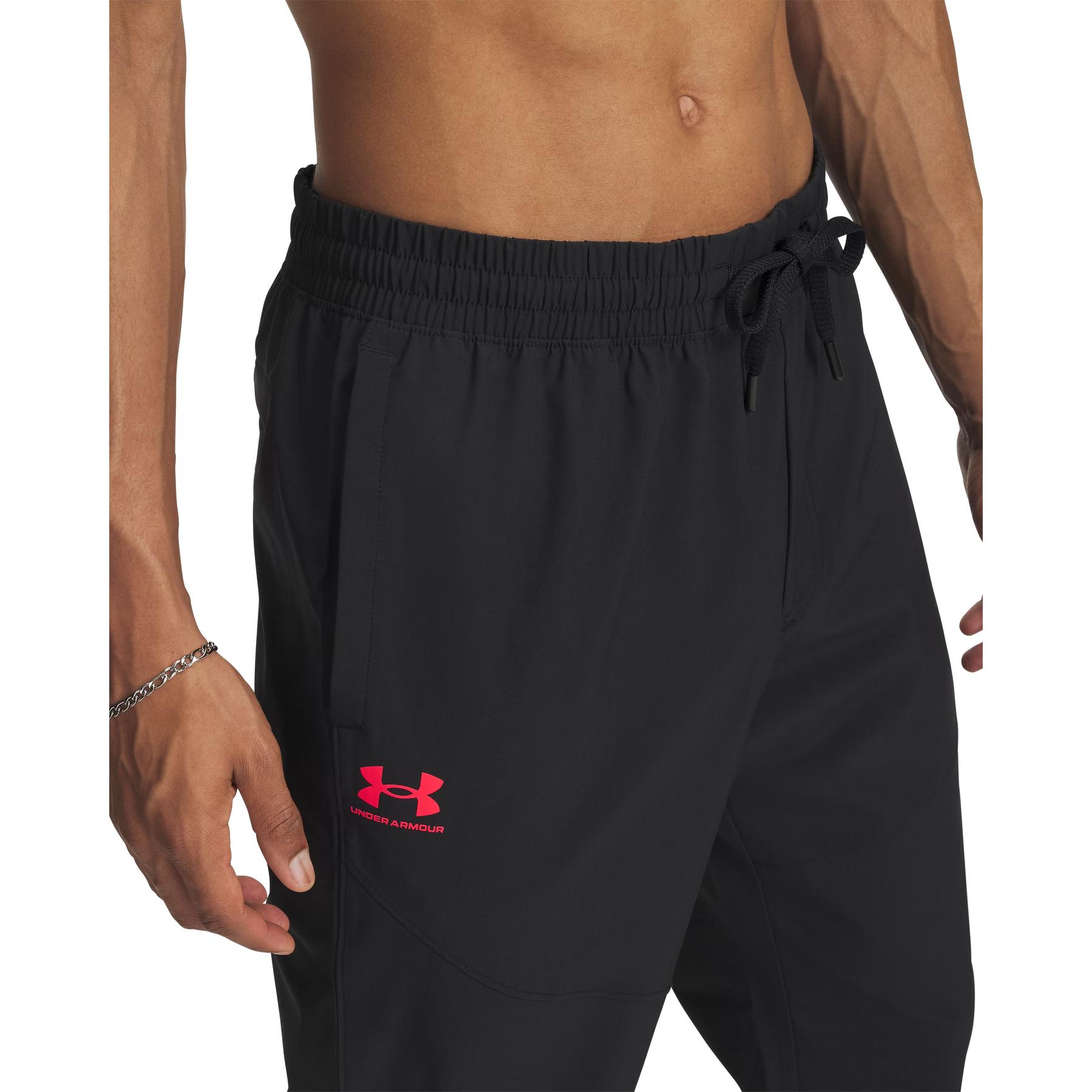 product/u/n/under-armour_1386557-002_black_4.jpg