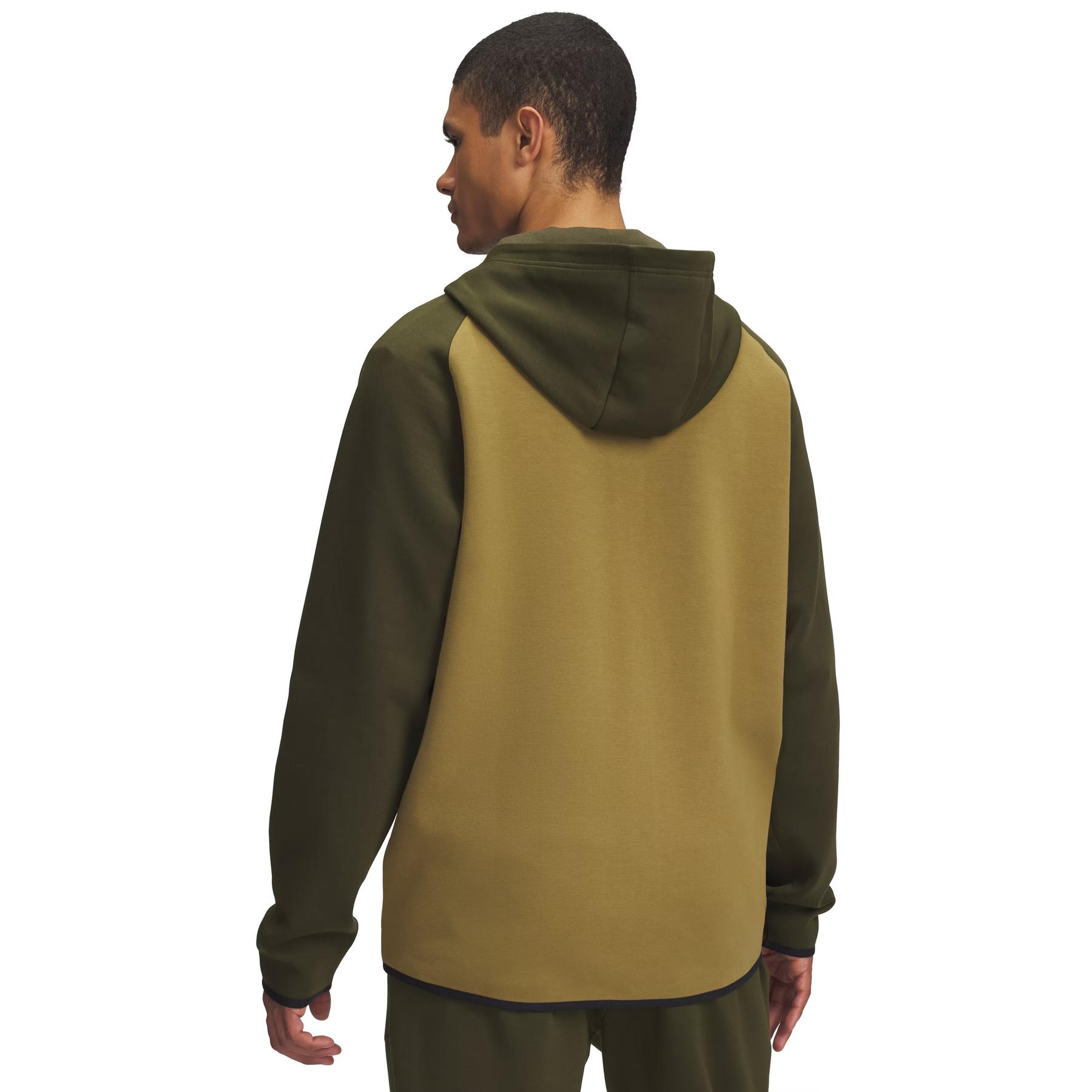 product/u/n/under-armour_1389352-308_expedition-green-canteen-green-black_2.jpg