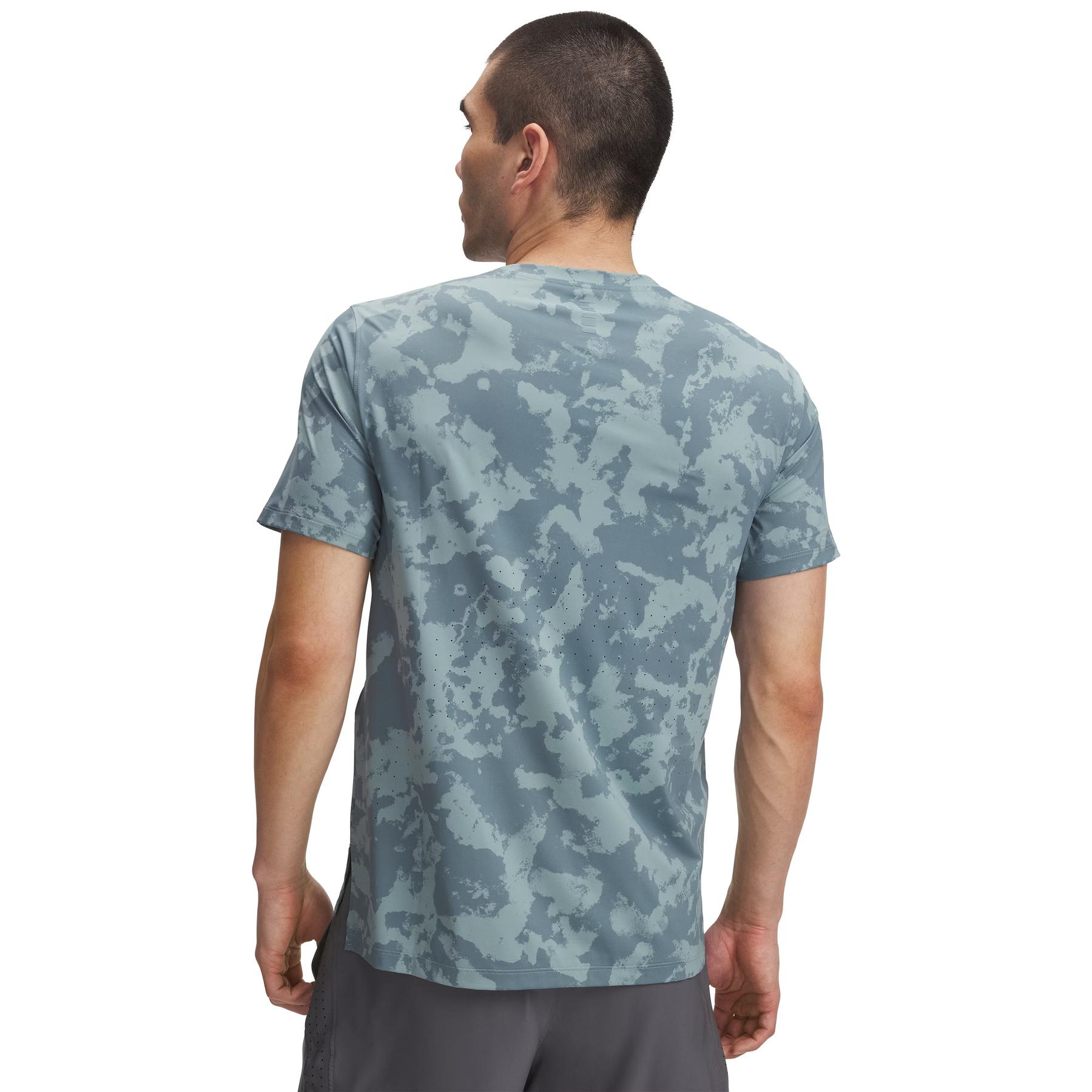 product/u/n/under-armour_1389804-323_gris_2.jpg