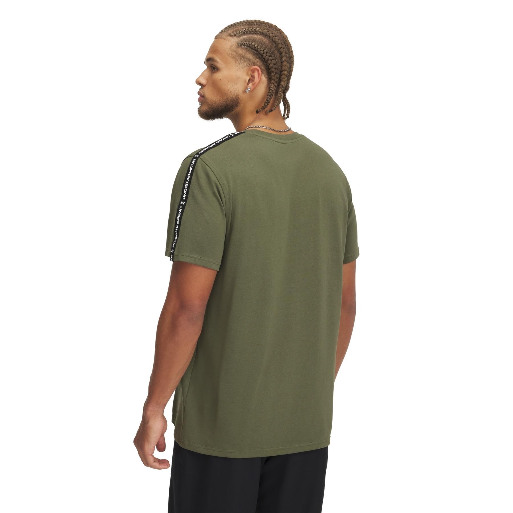 product/u/n/under-armour_1390300-390_1_1.jpg
