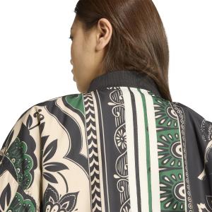 product/2/0/2025_adidas_jl8622_6_apparel_on_model_detail_view_2_white.jpg