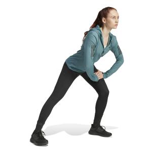 product/2/0/2025_adidas_jw9651_4_apparel_on_model_walking_view_white.jpg