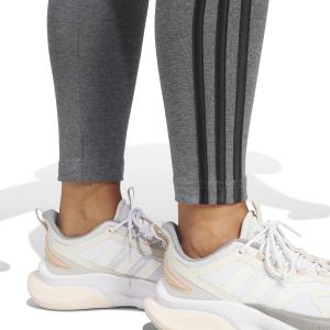 product/a/d/adidas_gv6019_7_apparel_on_model_detail_view_2_white-nw052224.jpg