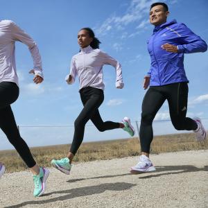 product/a/d/adidas_gv9095_16_footwear_photography_heromrktng_view_4_white_000.jpg