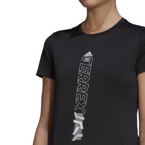 product/a/d/adidas_ha7552_7_apparel_on_model_detail_view_1_white.jpg