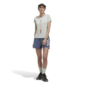 product/a/d/adidas_hf9288_8_apparel_on_model_standard_outfit_view_white_xo.jpg