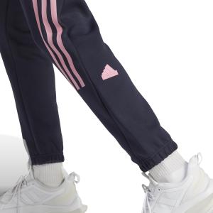 product/a/d/adidas_hy3396_7_apparel_on_model_detail_view_2_white.jpg