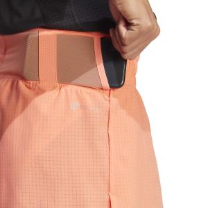 product/a/d/adidas_ic8270_7_apparel_on_model_detail_view_2_white_xo.jpg