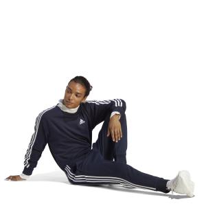 product/a/d/adidas_ic9318_6_apparel_on_model_walking_view_white.jpg