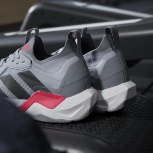 product/a/d/adidas_id6559_23_footwear_photography_heromrktng_view_10-nw091625.jpg