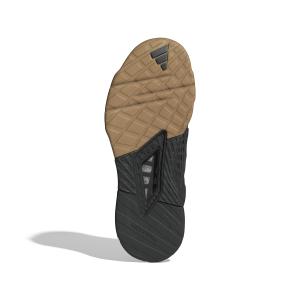 product/a/d/adidas_id8632_4_footwear_photography_bottom_view_white-nw091625.jpg