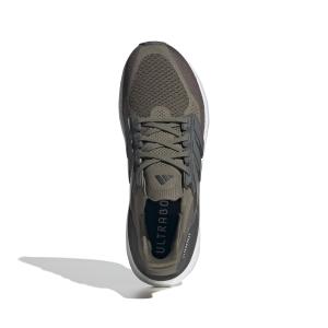 product/a/d/adidas_id8815_3_footwear_photography_top_portrait_view_white.jpg