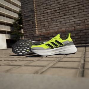 product/a/d/adidas_id8819_15_footwear_photography_heromrktng_view_4.jpg