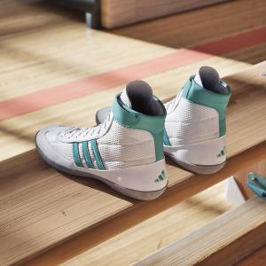 product/a/d/adidas_jq4985_18_footwear_photography_heromrktng_view_6-nw091625.jpg