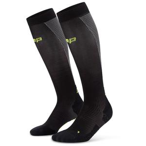 wp80l-chaussettes-de-compression-longues-cep-compression-core-run-ultralight-black-grey