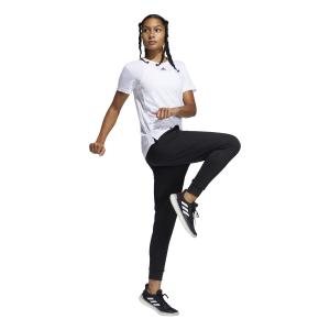 product/g/l/gl0684_app_on-model_walking_white.jpg