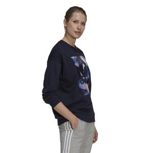 product/g/s/gs3880_app_on-model_walking_white.jpg