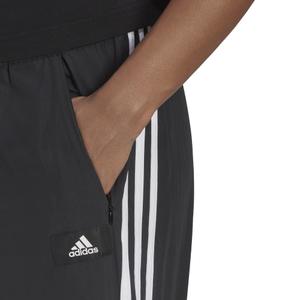 product/h/a/ha8437_app_on-model_detail-1_white.jpg