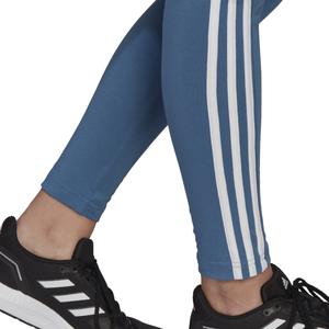 product/h/d/hd1830_app_on-model_detail-2_white_1645109462.jpg