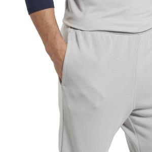 product/r/e/reebok_ic4858_6_apparel_on_model_detail_view_2_white.jpg