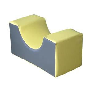05081-b46-10-tapis-mini-siege-courbe-softee-amarillo-gris-60x30x30-cm