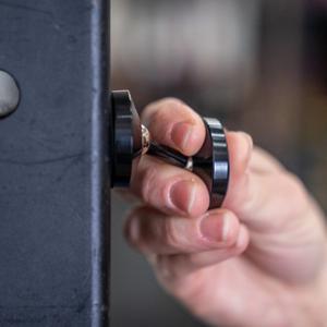 product/v/e/velites_mobile-holder_2.jpg