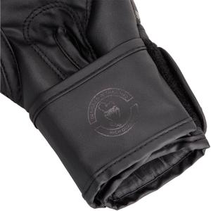 product/v/e/venum_venum-03089-114-4oz_noir_4.jpg